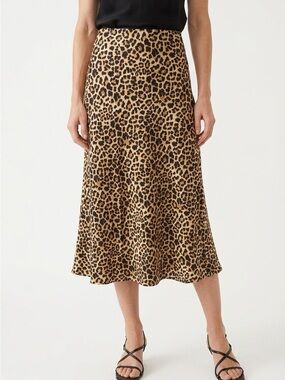 Leopard Print satin Midi Skirt - Brown women’s size medium 8 new